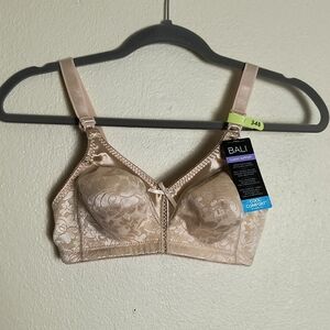 Bali Classic Support Women's Lace Bra in Tan 34B Wirefree